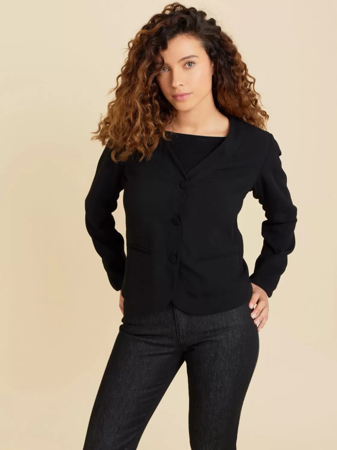 Women agnès b. Jackets & Coats<Black Cropped Acacia Jacket