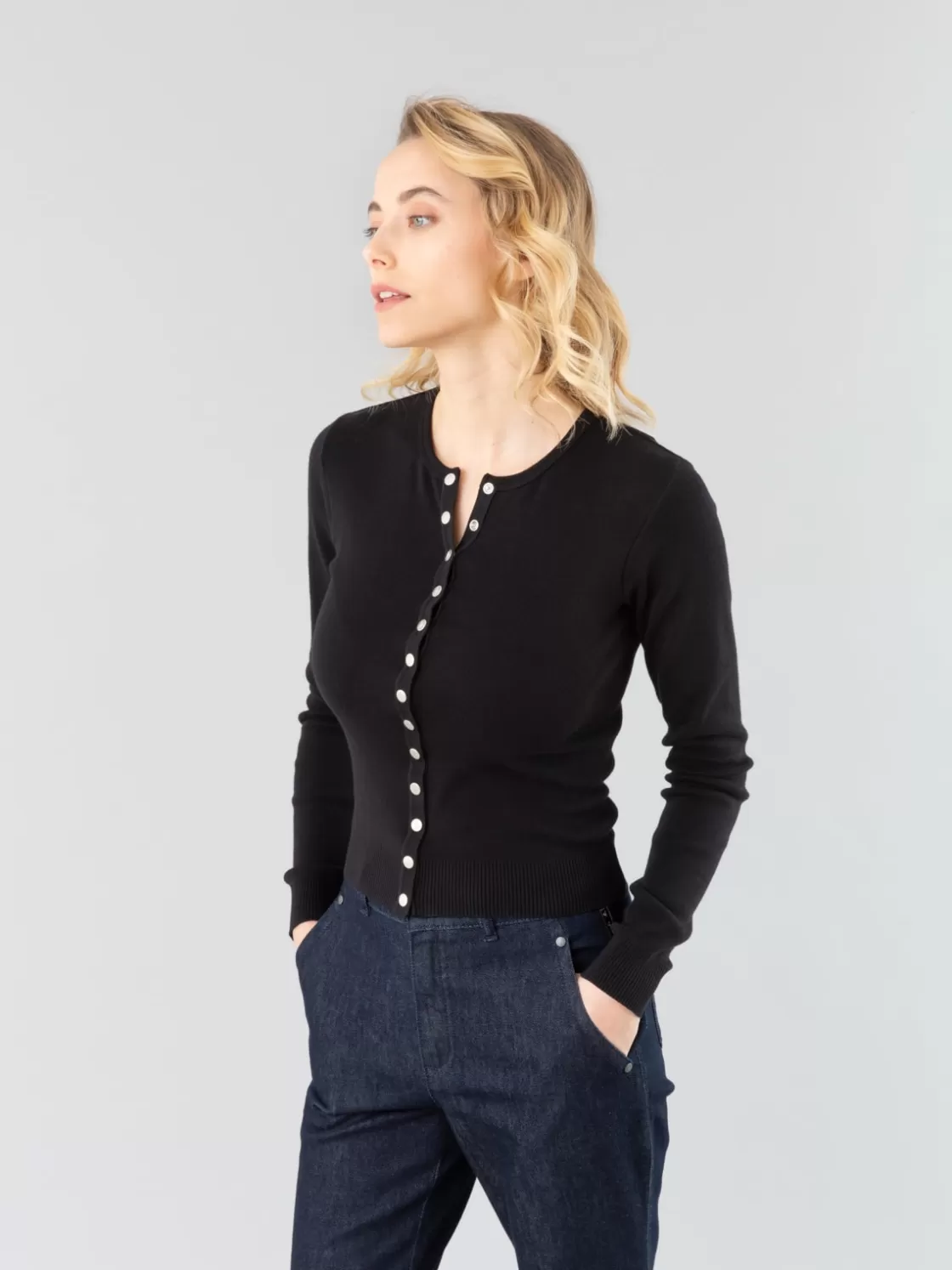 Women agnès b. Cardigans<Black Swing Snap Cardigan