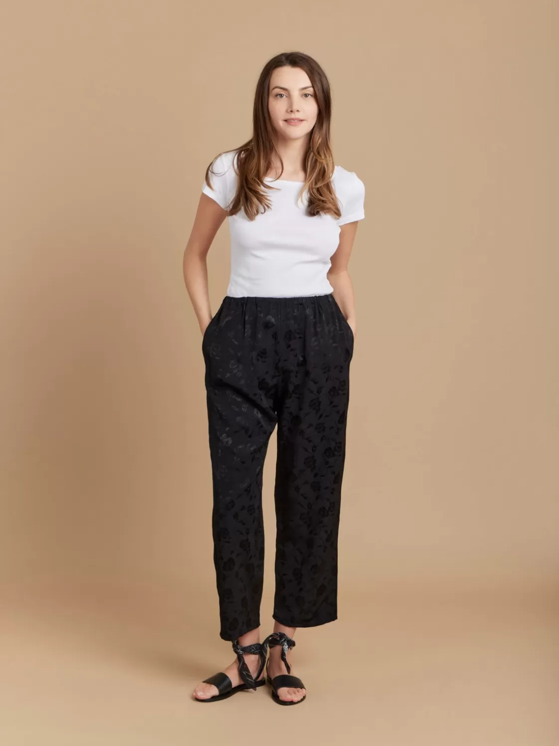 Women agnès b. Pants & Jeans<Black Viscose Vietnam Floral Wide-pants