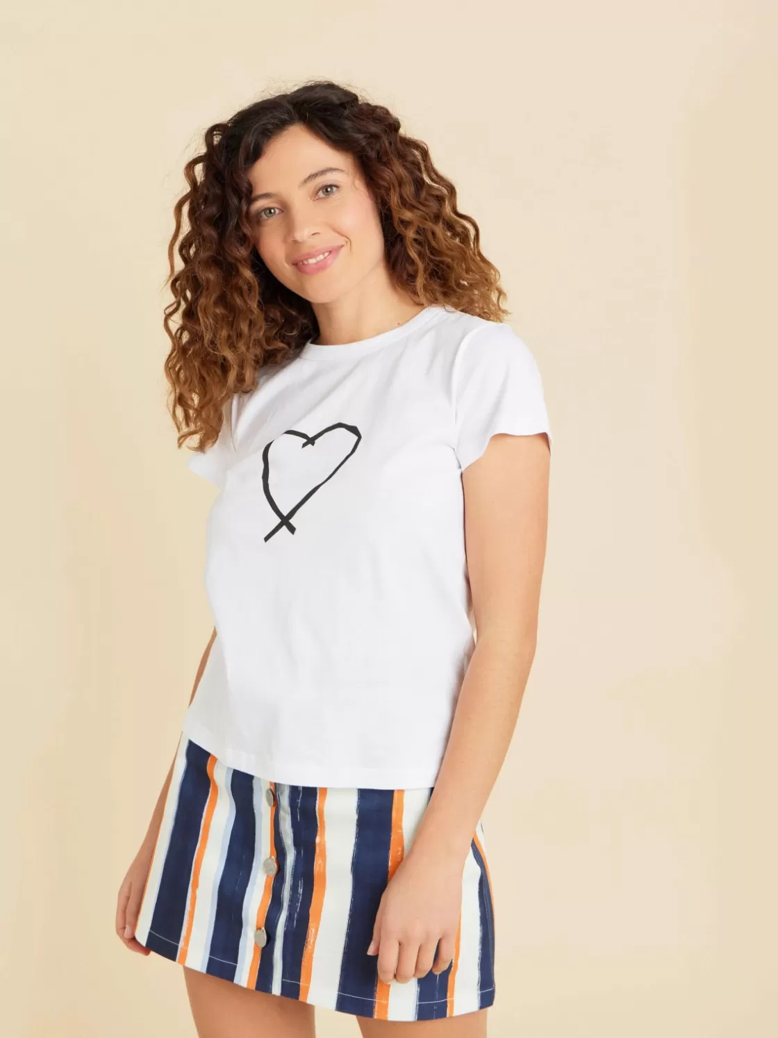 Women agnès b. T-Shirts & Tank Tops<White Sarajevo Heart Brando T-shirt